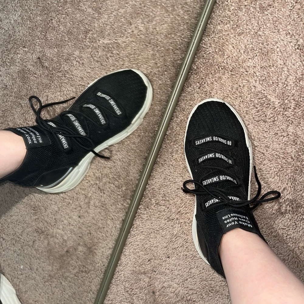 Black high- top DB Shark Sneakers